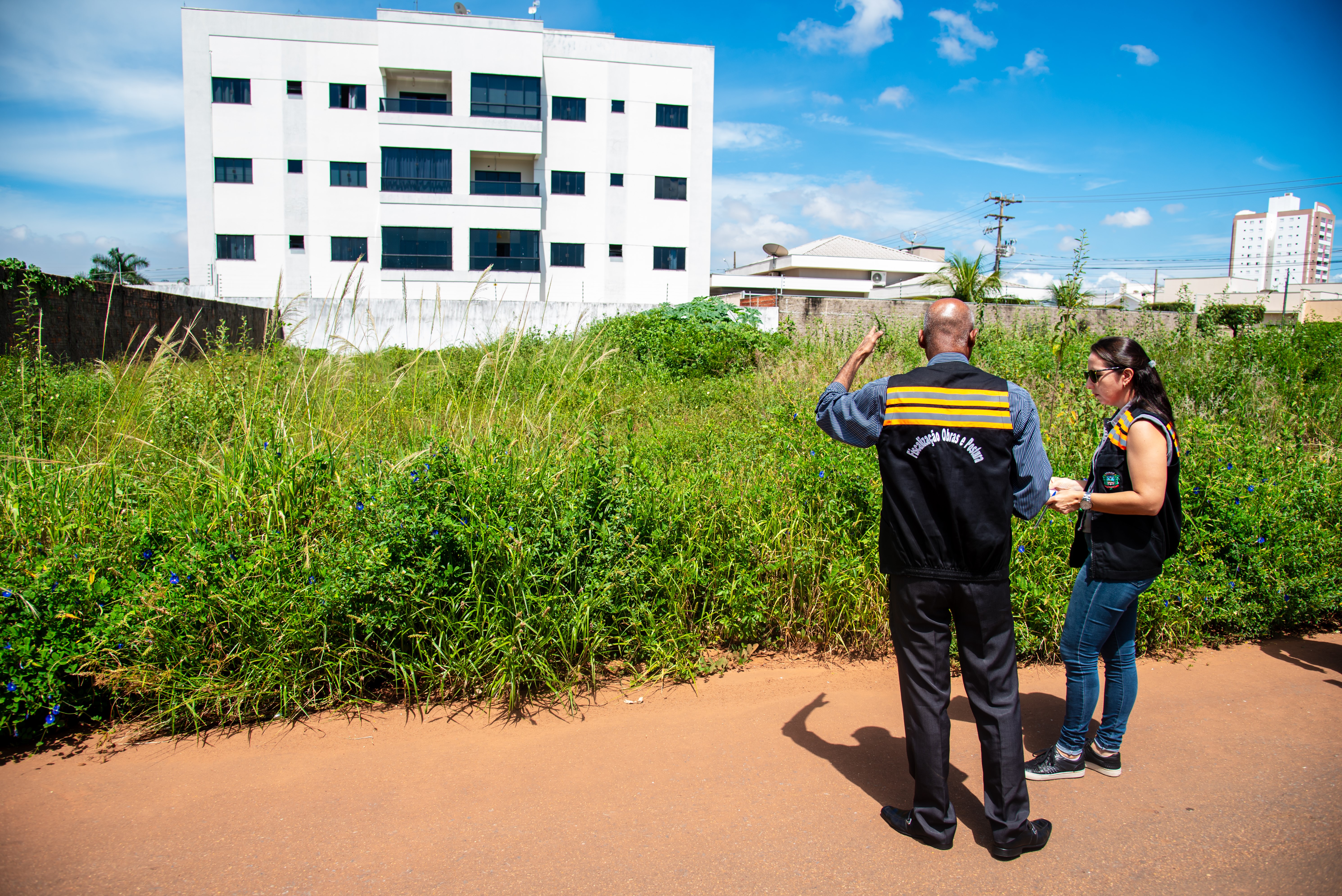 Proprietários de terrenos baldios, sujos e habitações estão sendo notificados