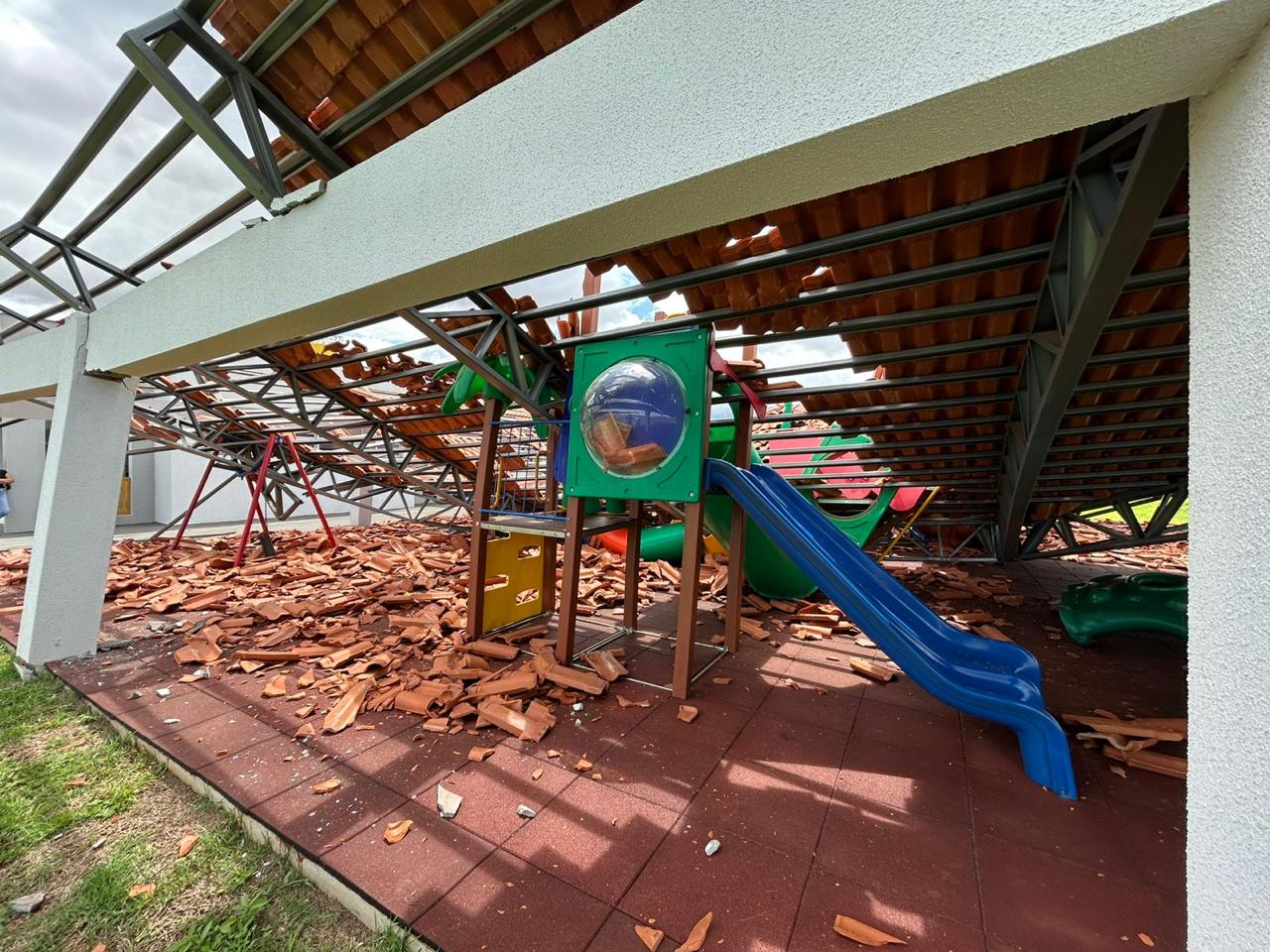 Município interdita seis playgrounds em escolas e creches