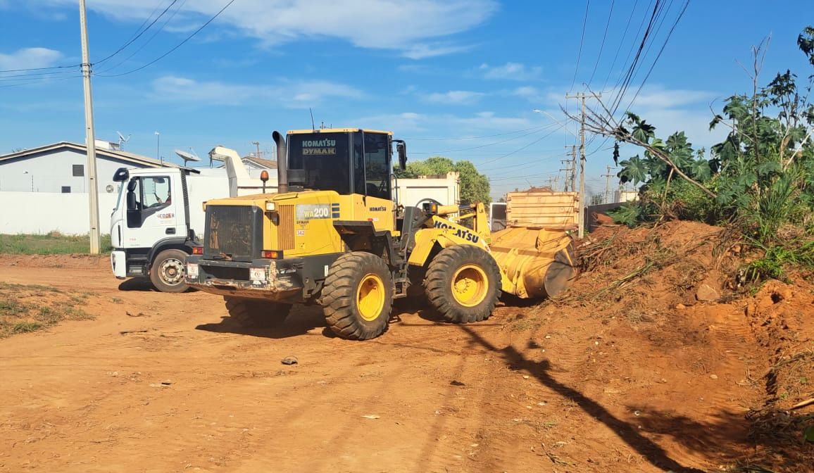Prefeito determina recuperação das ruas das Chácaras Pica Pau e Paraíso