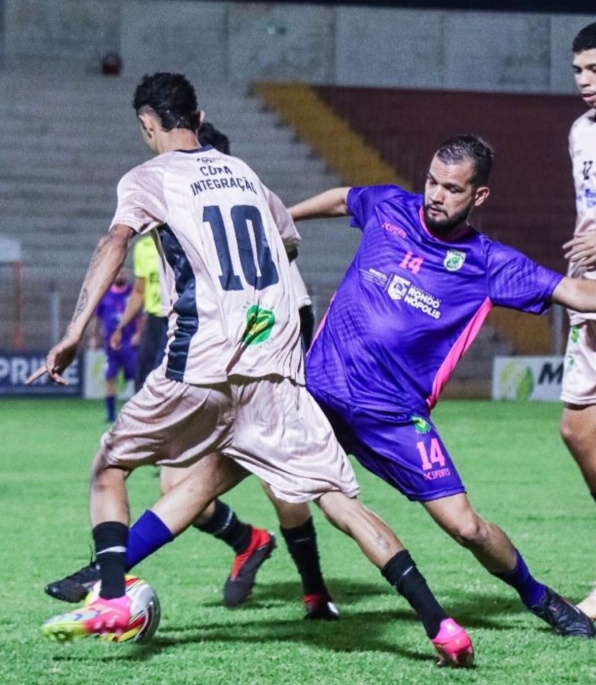 Oitavas de final masculina começam essa semana nos campos espalhados nos bairros