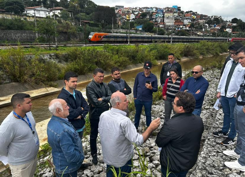 Servidores conhecem soluções de drenagem e pavimentação durante agenda técnica em São Paulo